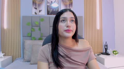 _valerycooper online show from April 2026 11:36:01 AM