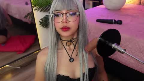   online show from June 2026 09:15:01 PM