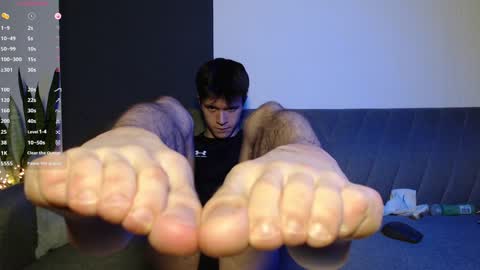 Snapshot of _whitenight18_ chatting on December 2024 05:39:01 PM Bogdan Vlad online show from December 2024 05:39:01 PM