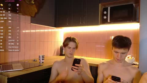 Snapshot of _whitenight18_ chatting on January 2025 07:32:02 PM Bogdan Vlad online show from January 2025 07:32:02 PM