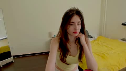 Willa online show from September 2025 12:21:01 PM