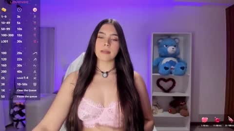 Snapshot of _wtdreamgirl chatting on March 2026 05:08:02 AM Luisa online show from March 2026 05:08:02 AM