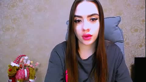 Alisa online show from January 2026 08:32:01 PM