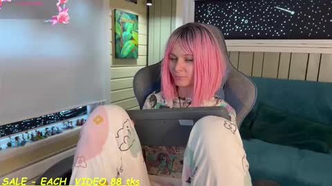 YourSecretCrush online show from February 2026 01:29:01 PM