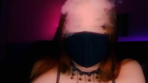 Snapshot of _yourwetdreams_ chatting on April 2026 04:22:01 PM Roxy online show from April 2026 04:22:01 PM