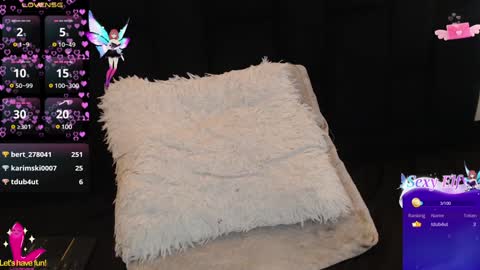 Yuyi online show from January 2025 05:13:01 PM