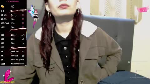 Yuyi online show from September 2025 01:50:01 AM