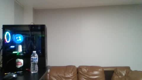 Snapshot of _zeus____ chatting on March 2025 11:14:01 PM Zeus online show from March 2025 11:14:01 PM