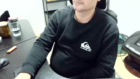 Snapshot of _zeus____ chatting on November 2025 04:23:02 AM Zeus online show from November 2025 04:23:02 AM