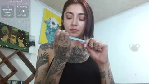 Zoe  online show from November 2025 02:33:02 AM