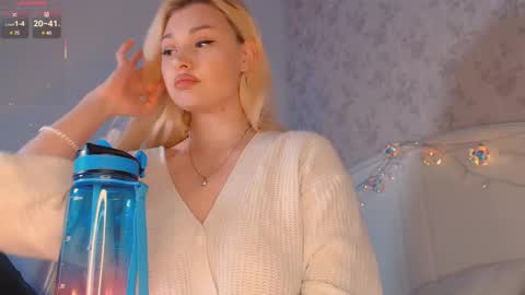 Snapshot of a1l3na_al3 chatting on March 2025 02:21:01 PM   Alena  online show from March 2025 02:21:01 PM