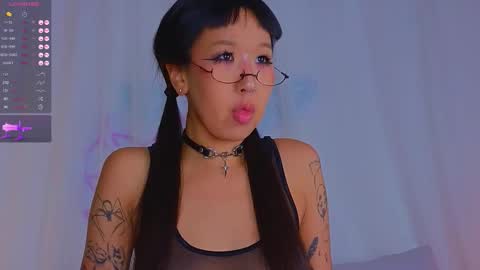 Snapshot of a1ly chatting on November 2025 03:00:01 PM Ally online show from November 2025 03:00:01 PM