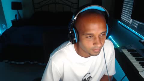 a4orce online show from October 2025 11:02:02 PM