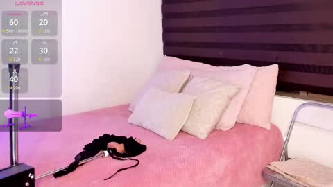 Alexandra  online show from February 2025 09:34:02 AM