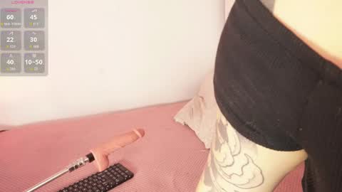 Alexandra  online show from April 2026 09:32:01 AM