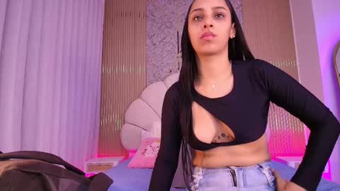 Snapshot of a_aisha chatting on November 2025 11:51:02 AM Aisha online show from November 2025 11:51:02 AM