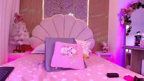 Snapshot of a_aisha chatting on November 2025 11:56:02 AM Aisha online show from November 2025 11:56:02 AM