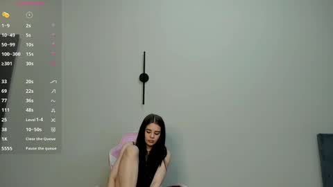 Anny online show from April 2026 11:04:02 AM