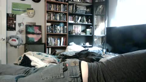 Snapshot of a_bored_dragon chatting on September 2025 09:31:01 PM A Bored Dragon online show from September 2025 09:31:01 PM