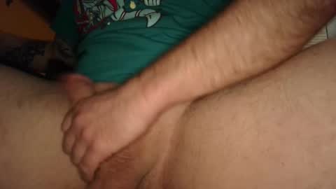 Snapshot of a_dickens_cider chatting on October 2025 03:18:01 AM dickens cider online show from October 2025 03:18:01 AM