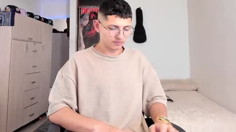 alejo online show from January 2025 07:28:01 PM