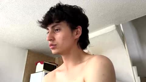 Snapshot of a_littlee_bear chatting on November 2025 06:07:02 PM a littlee bear online show from November 2025 06:07:02 PM