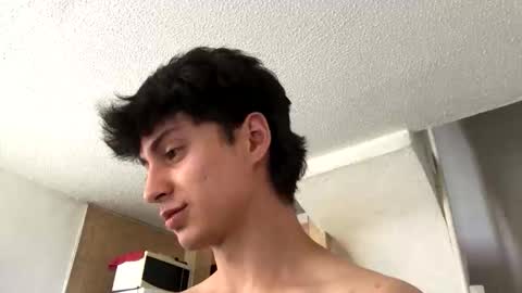 Snapshot of a_littlee_bear chatting on November 2025 05:15:02 PM a littlee bear online show from November 2025 05:15:02 PM