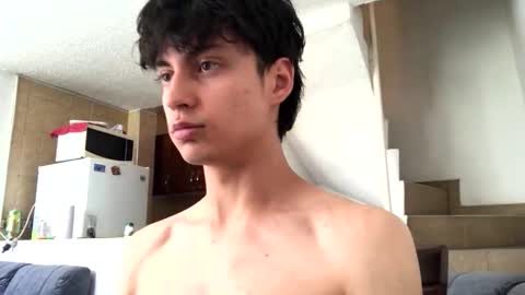 Snapshot of a_littlee_bear chatting on December 2025 03:38:02 PM a littlee bear online show from December 2025 03:38:02 PM