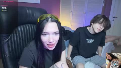 Snapshot of a_s_m_ chatting on November 2025 07:05:02 PM Kris Michael online show from November 2025 07:05:02 PM