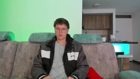 Snapshot of a_sexy_couple__ chatting on January 2025 02:17:02 PM A Sexy Couple online show from January 2025 02:17:02 PM