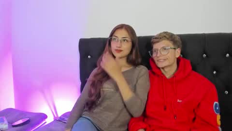 Snapshot of a_sexy_couple__ chatting on December 2025 10:29:02 PM A Sexy Couple online show from December 2025 10:29:02 PM