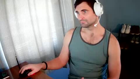 Snapshot of a_wittol_one chatting on February 2026 04:40:01 PM a_wittol_one online show from February 2026 04:40:01 PM