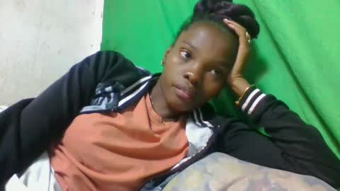 aadienne online show from May 2026 04:04:02 PM