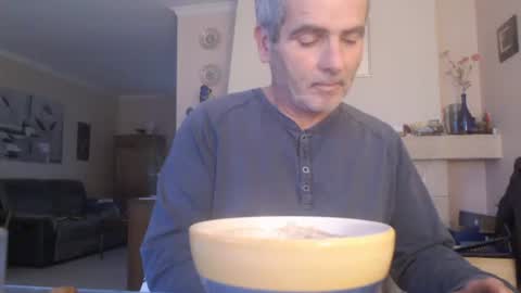 Snapshot of aalex1717 chatting on November 2025 07:25:02 AM Aalex1717 online show from November 2025 07:25:02 AM