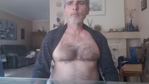 Snapshot of aalex1717 chatting on December 2025 11:08:01 AM Aalex1717 online show from December 2025 11:08:01 AM