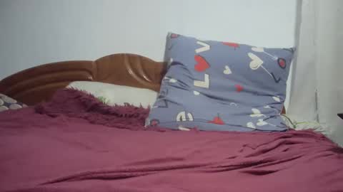 Snapshot of aalissaaxoliver chatting on February 2025 11:10:02 PM AalissaaXOliver online show from February 2025 11:10:02 PM