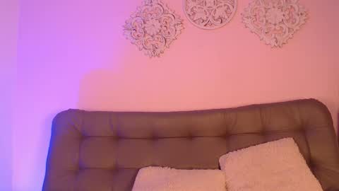 aaliyah__1 online show from February 2026 03:21:02 AM