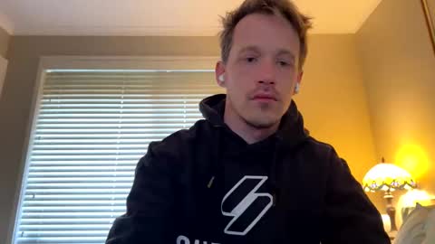 Kris online show from November 2025 07:28:01 PM