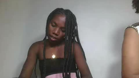 aangevelo online show from November 2025 01:39:01 PM