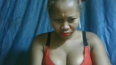 Snapshot of aannickk chatting on December 2025 09:03:01 AM aannickk online show from December 2025 09:03:01 AM