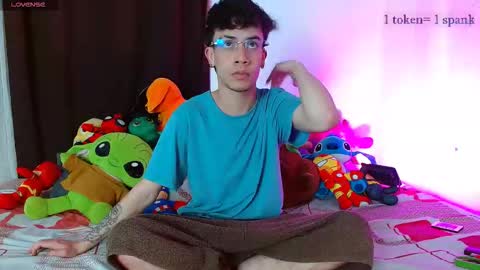 aaron online show from December 2025 02:50:02 AM