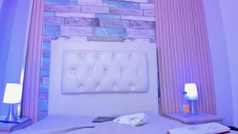 aaron online show from February 2026 12:28:02 AM