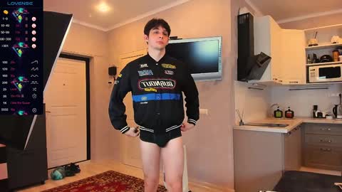 Snapshot of aaron_bang chatting on January 2025 02:37:01 AM Aaron Bang online show from January 2025 02:37:01 AM