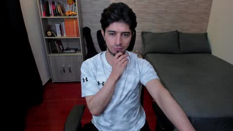 Aaron online show from February 2025 09:07:02 PM