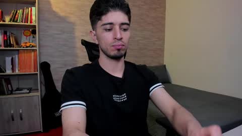 Aaron online show from March 2025 05:50:02 PM