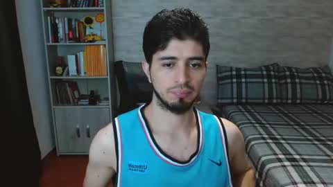 Aaron online show from September 2025 07:19:02 PM