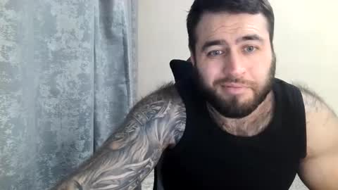 Snapshot of aaron_royal chatting on November 2025 04:05:01 PM Davin tayl online show from November 2025 04:05:01 PM