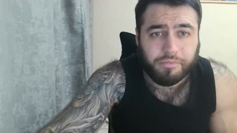 Snapshot of aaron_royal chatting on November 2025 05:24:01 PM Davin tayl online show from November 2025 05:24:01 PM