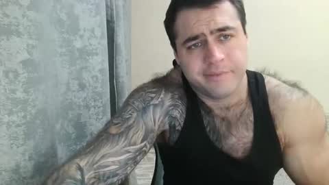 Snapshot of aaron_royal chatting on November 2025 12:31:02 PM Davin tayl online show from November 2025 12:31:02 PM