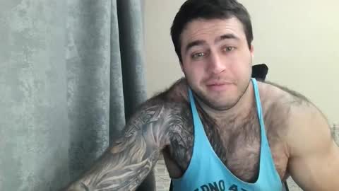 Snapshot of aaron_royal chatting on November 2025 06:00:02 PM Davin tayl online show from November 2025 06:00:02 PM